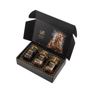 Box with selection of Paté and Truffle Carpaccio